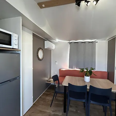 Mobil-home 6 Pers, Terrasse A - Api-1-52-1925 Campingplatz